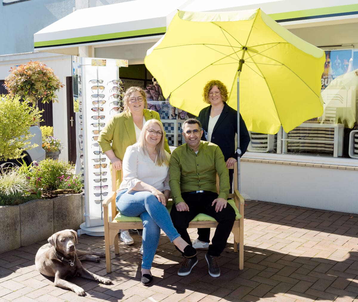 Das Team von WEITSICHT - Ihr Augenoptiker in Bremen - Mahndorf
